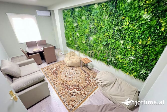 🏙️ AMBIENT MODERN ZYRASH ME QIRA – 300 M2 NE ZONEN E BLLOKUT! | 🏙️ MODERN OFFICE SPACE FOR RENT!!!