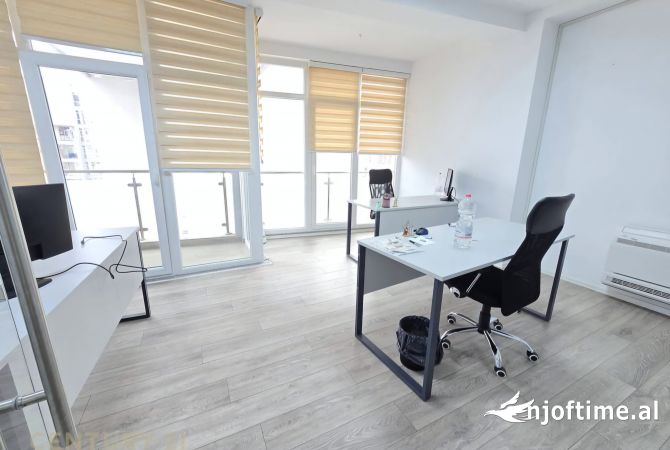 Ambient biznesi me qera 3+1 ne Tirane - 1,300 Euro