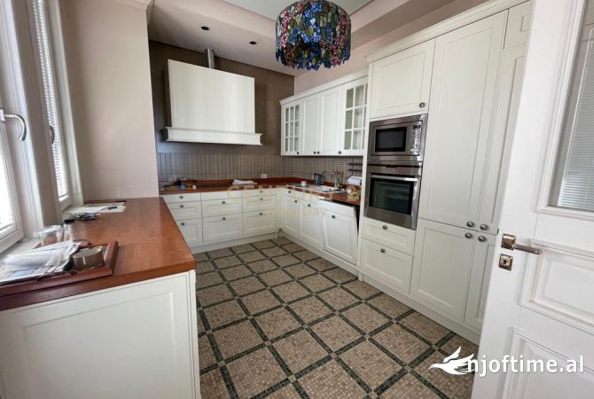 Shtepi ne shitje 2+1 ne Durres - 580,000 Euro