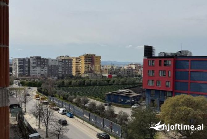 Shtepi ne shitje 3+1 ne Tirane - 240,000 Euro