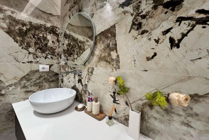 Penthouse (panoramic top floor) for rent in Tirana 2+1, Furnished