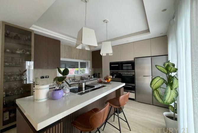 Luxury villas for sale in Tirana 3+1, Furnished