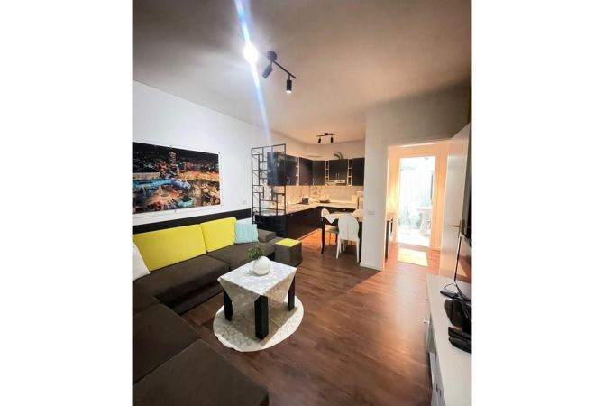 Shtepi ne shitje Apartament ne Tirane, 1+1, Mobilimi E mobiluar, Pagesa 130,000  Euro.