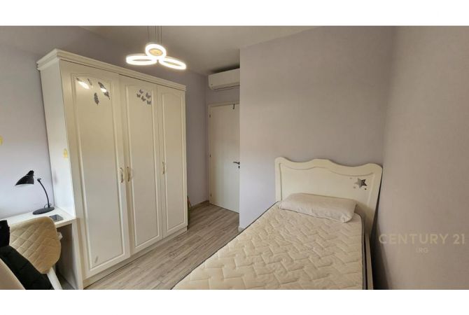 Shtepi me qera 2+1 ne Tirane - 650 Euro