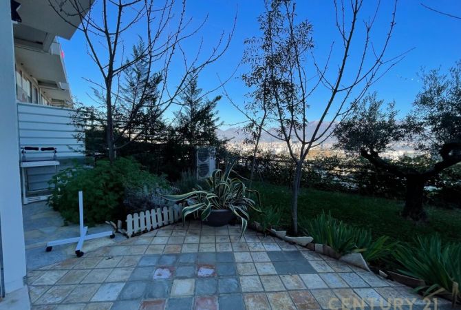 Shtepi ne shitje 3+1 ne Tirane - 990,000 Euro