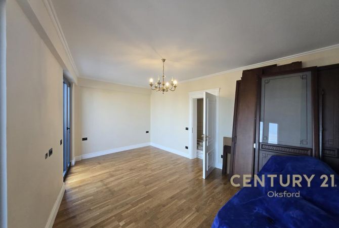 Shtepi ne shitje Apartament ne Tirane, 1+1, Mobilimi Bosh, pa mobiluar, Pagesa 266,000  Euro.