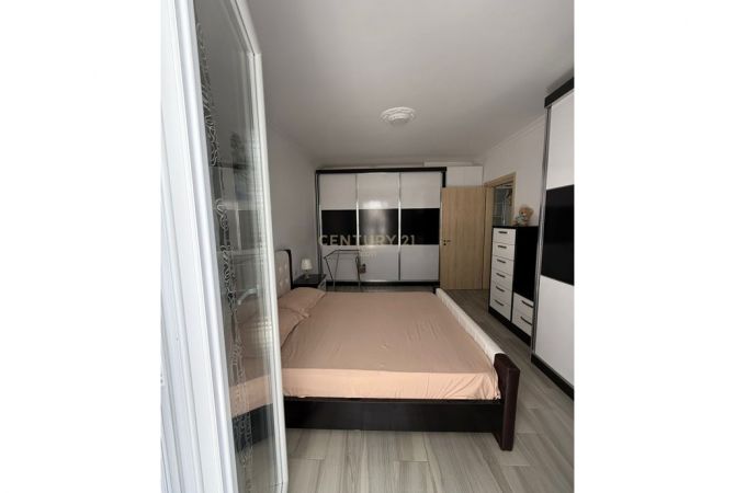 Shtepi ne shitje Apartament ne Durres, 1+1, Mobilimi E mobiluar, Pagesa 124,000  Euro.