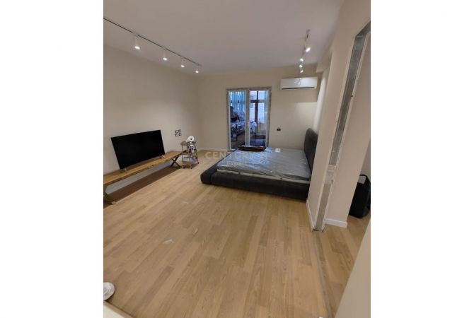 Shtepi ne shitje 2+1 ne Tirane - 275,000 Euro