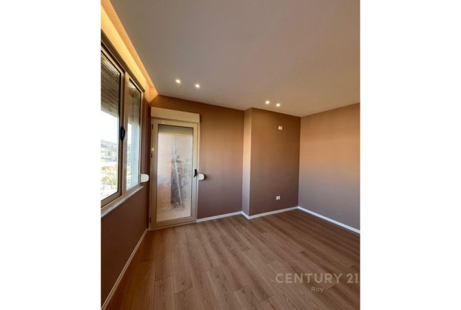 Shtepi ne shitje 1+1 ne Durres - 75,000 Euro