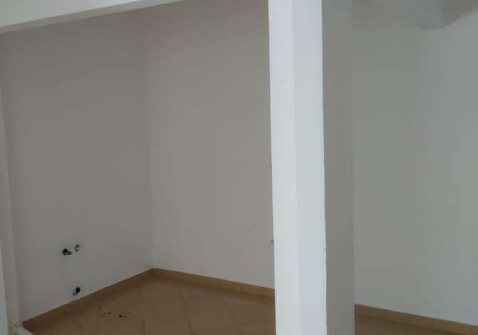 Ambient biznesi me qera 1+1 ne Tirane - 20,000 Leke