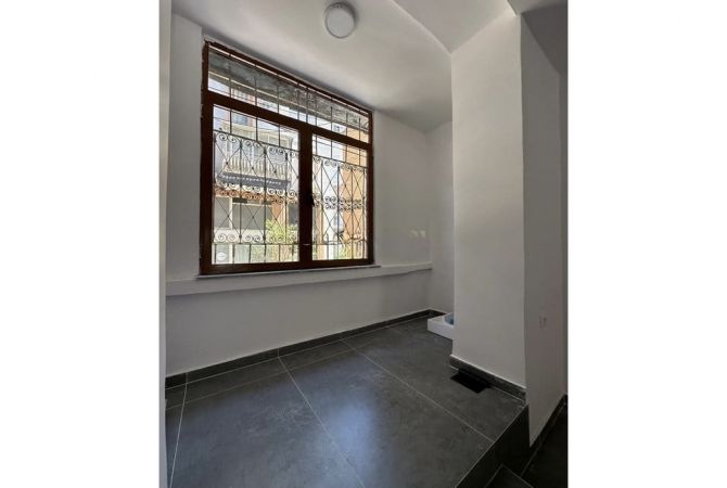 Business Property for Rent 1+1 in Tirana - 11,000 Euro