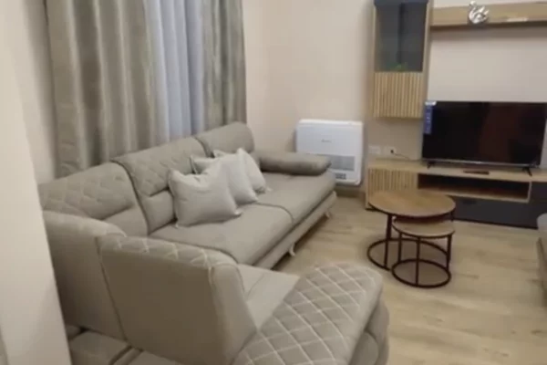 Bulevardi i ri apartament 1+1 me qera 60,000 leke