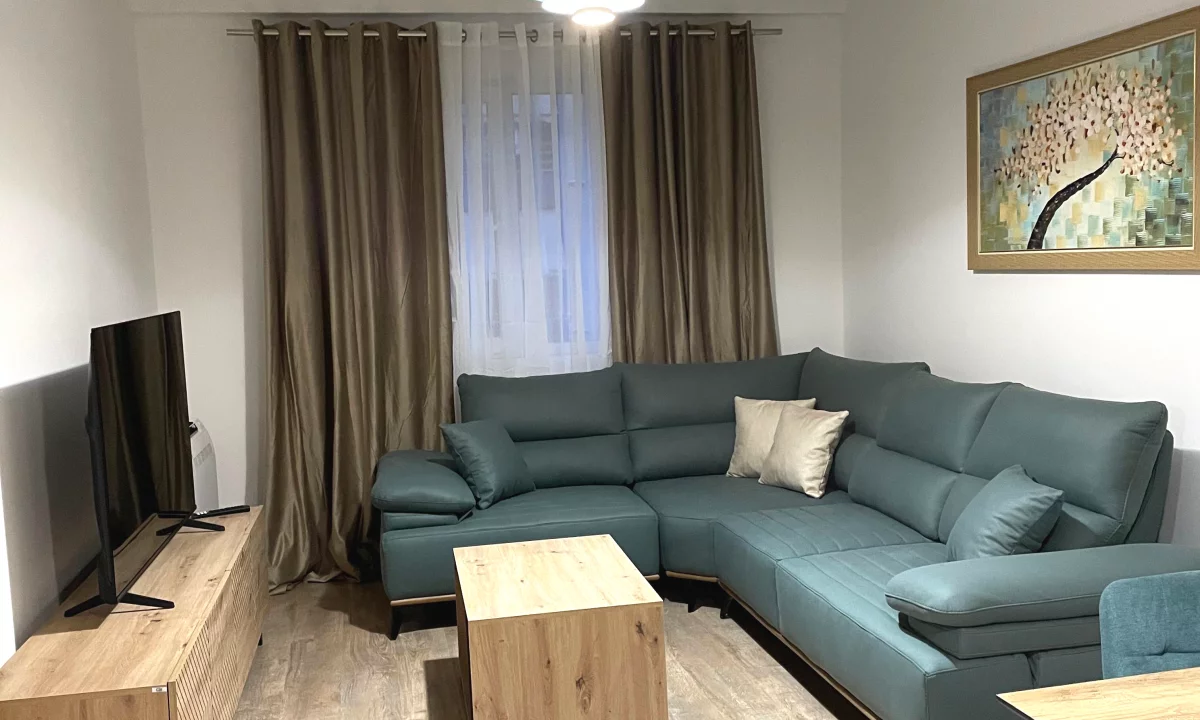 Shtepi me qera Apartament ne Tirane, 1+1, Mobilimi E mobiluar, Pagesa 60,000  Leke.