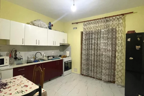 Luxury villas for sale in Tirana 3+1, Furnished