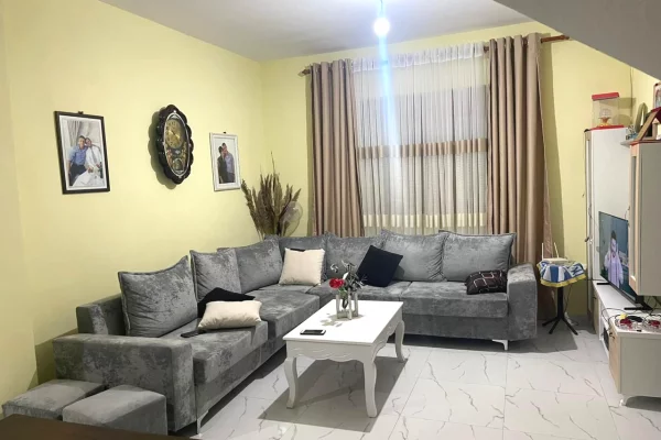 Shtepi ne shitje 3+1 ne Tirane - 400,000 Euro