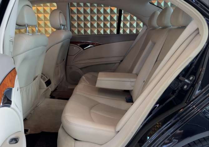 Makina ne shitje ne Tirane, Mercedes-Benz, 2005 Diesel,Kambio Automatik Pagesa 6,200  Euro.