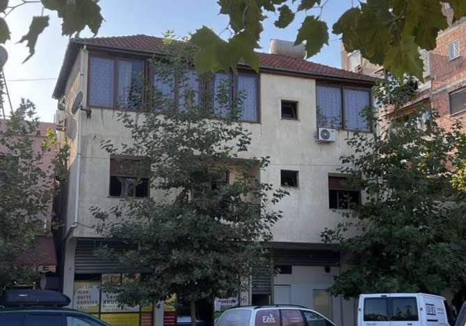 Casa in vendita 5+1 a Lushnja - 314,500 Euro