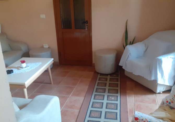 Shtepi ne shitje Shtepi Private ne Lushnje, 5+1, Mobilimi E mobiluar, Pagesa 315,000  Euro.