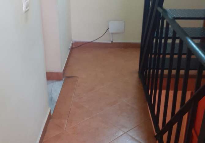 Shtepi ne shitje Shtepi Private ne Lushnje, 5+1, Mobilimi E mobiluar, Pagesa 315,000  Euro.