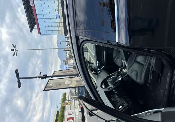 Makina ne shitje ne Tirane, Volvo, 2013 Diesel,Kambio Automatik Pagesa 13,000  Euro.