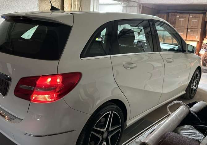 Makina ne shitje ne Tirane, Mercedes-Benz, 2014 Diesel,Kambio Automatik Pagesa 8,500  Euro.