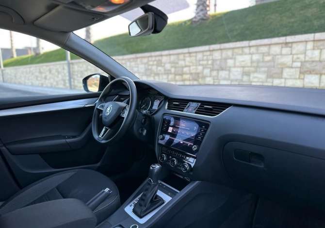 Makina ne shitje ne Tirane, Skoda, 2019 Diesel,Kambio Automatik Pagesa 14,000  Euro.