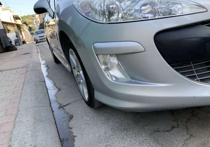Makina ne shitje ne Tirane, Peugeot, 2007 Diesel,Kambio Manual Pagesa 2,800  Euro.