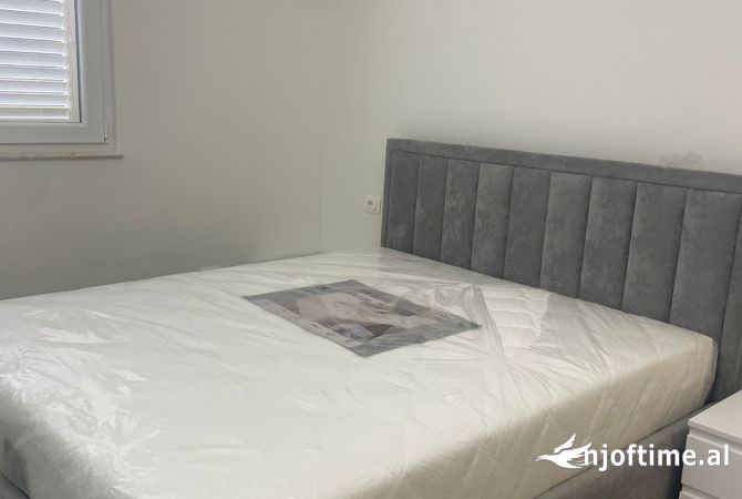 Shtepi me qera 1+1 ne Tirane - 450 Euro