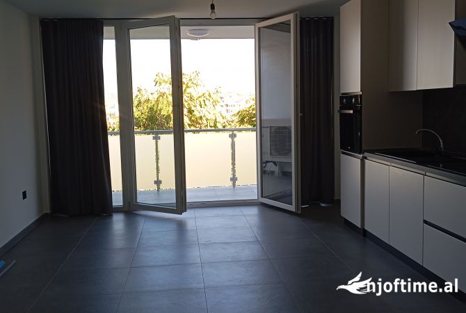 Shtepi me qera 2+1 ne Tirane - 550 Euro