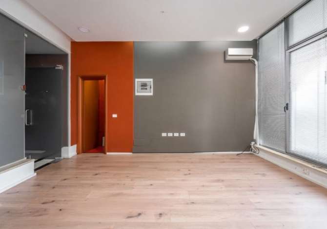 Ambient biznesi me qera 3+1 ne Tirane - 400 Euro