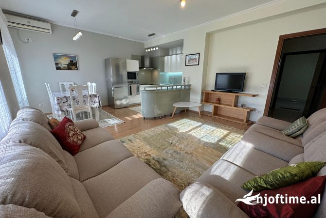 Shtepi me qera 2+1 ne Tirane - 750 Euro