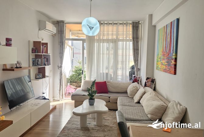 Shtepi ne shitje 2+1 ne Tirane - 129,900 Euro