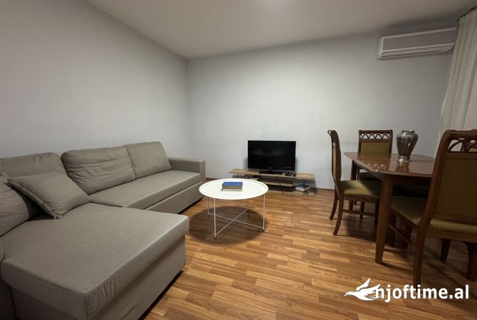 Shtepi me qera 1+1 ne Tirane - 400 Euro