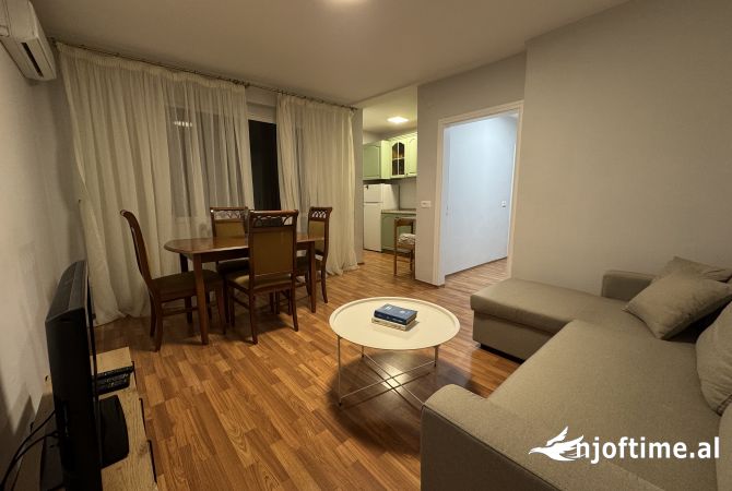 Shtepi me qera 1+1 ne Tirane - 400 Euro
