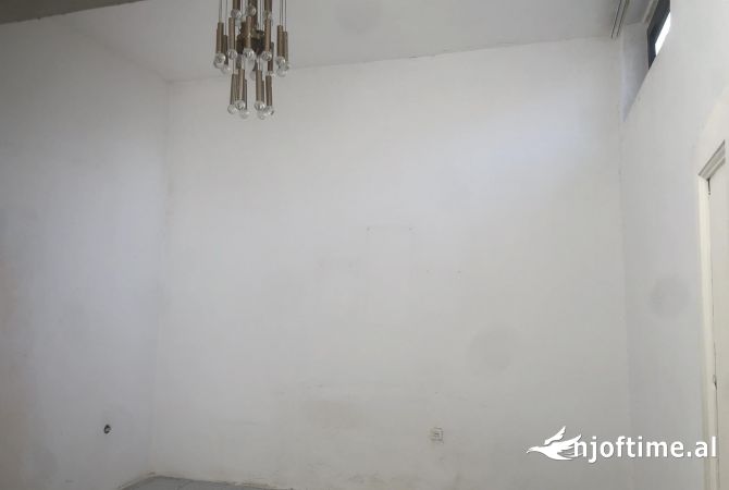 Casa in affitto 2+1 a Tirana - 250 Euro