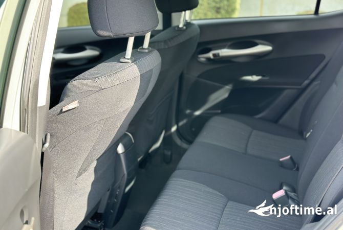 Cars for sale in Durres, Toyota, 2008 Diesel,Kambio Manual Payment 5,100  Euro.