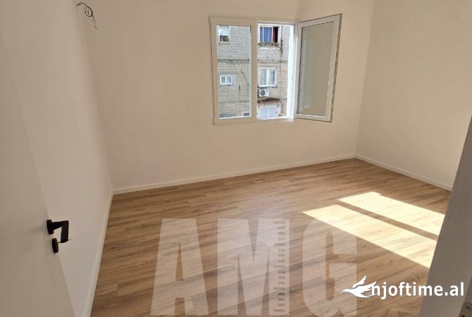 Shtepi ne shitje 2+1 ne Tirane - 129,000 Euro