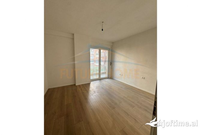 Shtepi me qera 2+1 ne Tirane - 500 Euro