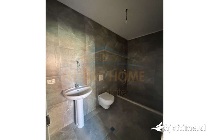 Shtepi me qera 2+1 ne Tirane - 500 Euro