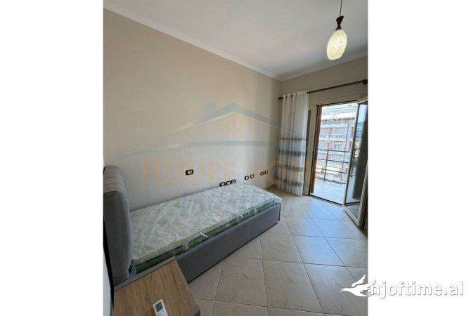 Shtepi me qera 2+1 ne Tirane - 700 Euro