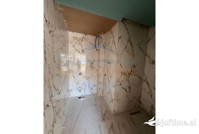 Shtepi ne shitje 2+1 ne Tirane - 258,000 Euro