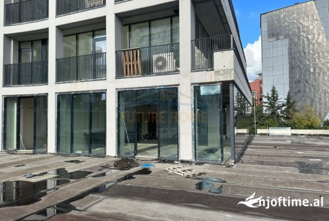 Ambient biznesi me qera 2+1 ne Tirane - 4,500 Euro