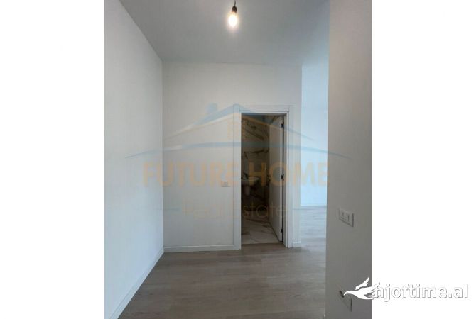 Shtepi me qera 2+1 ne Tirane - 600 Euro