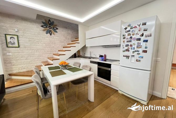Shtepi ne shitje 3+1 ne Tirane - 290,000 Euro