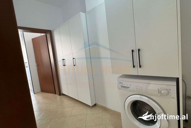 Shtepi me qera Apartament ne Tirane, 1+1, Mobilimi E mobiluar, Pagesa 400  Euro.