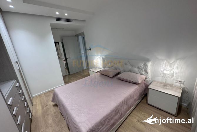 Shtepi me qera 2+1 ne Tirane - 1,000 Euro