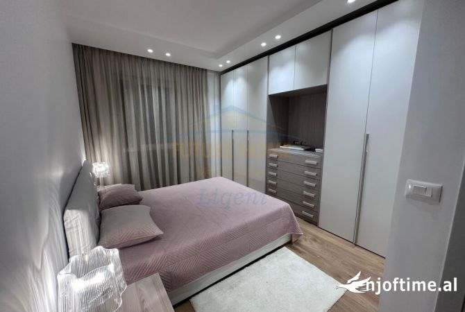Casa in affitto 2+1 a Tirana - 1,000 Euro