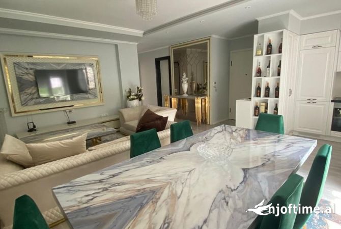 Shtepi me qera 2+1 ne Tirane - 1,200 Euro