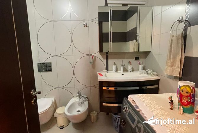 Shtepi ne shitje 2+1 ne Tirane - 225,000 Euro