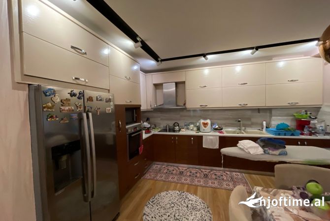 Shtepi ne shitje 2+1 ne Tirane - 225,000 Euro